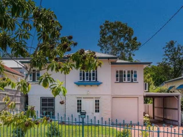 23 Marian Street, Coorparoo House for rent Listed by Keely Gl.