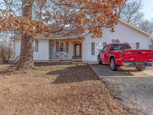 23 MATECUMBE DR, CHEROKEE VILLAGE, AR 72529