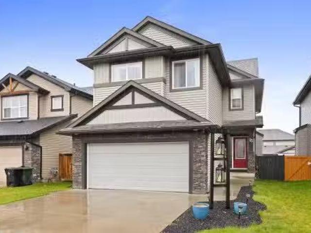 23 Meadowview Landing, Spruce Grove, AB, T7X 0N8 house for s.