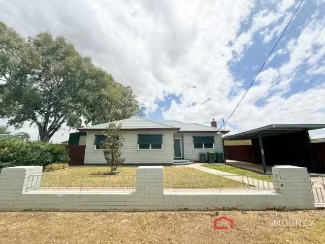 23 Moorong Street, Moorong House for rent Listed by John Moon.