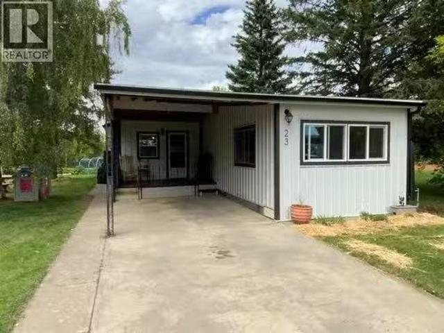 23 Mobile Drive Ne, Three Hills, AB, T0M 2A0 house for sale.