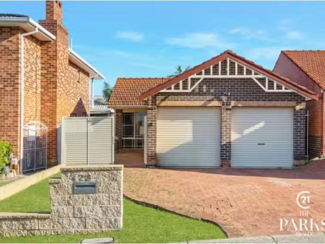 23 Murrumbidgee Street, Bossley Park House for rent Listed by.