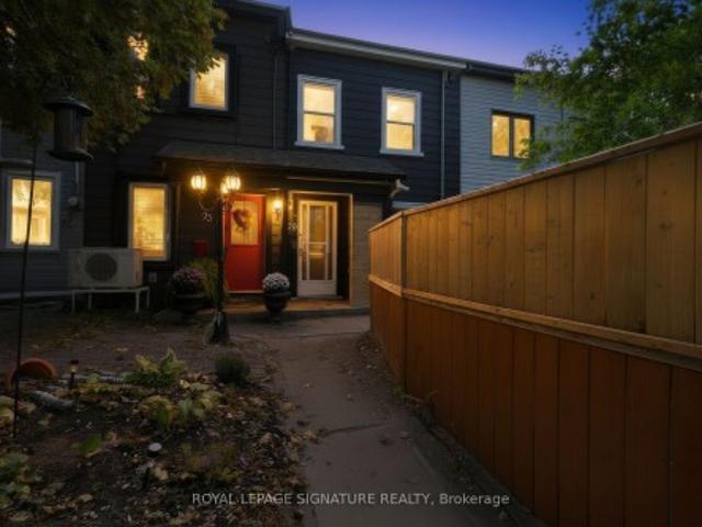 23 Myrtle Avenue, Toronto, ON, M4M 2A3 house for sale | Listing ID E13840 | Royal LePage