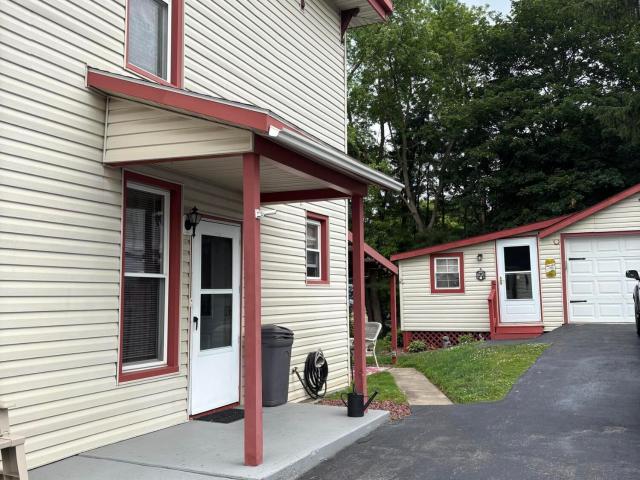 23 Nellis Street