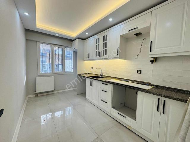 23 Nisan Park Mevki Kendine Ait Bahçeli 3+1 Daire Fırsatı