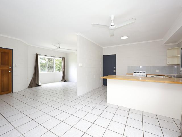 2/3 Pandora CloseBentley Park QLD 4869, Australia