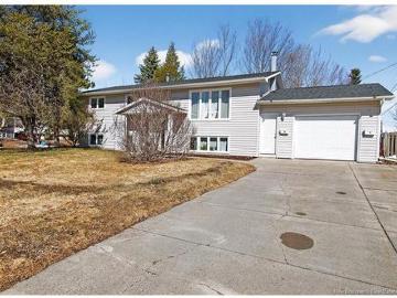House for sale in Albert - Deck, Parking