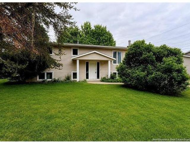 23 Pembroke St, Riverview, NB, E1B 3Z9 house for sale | Listing ID NB147992 | Royal LePage