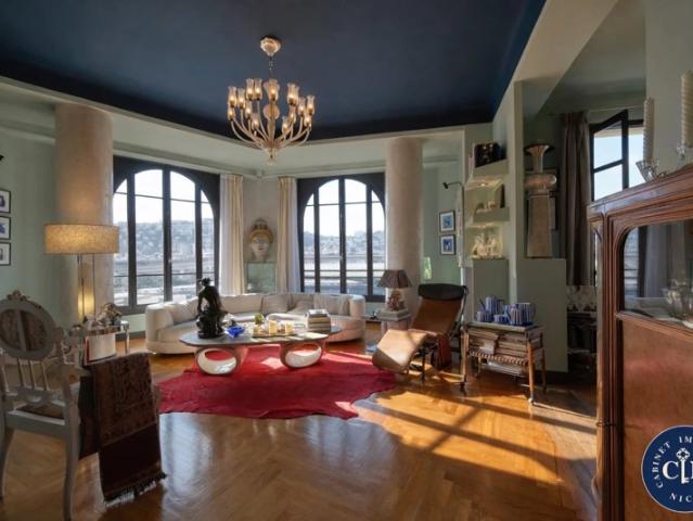 2 pièces 77 m² Atypique Vue dégagée sur les collines Musi