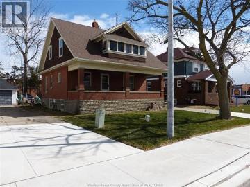 23 Queeens Avenue, Leamington, ON, N8H 3G7 house for sale | Listing ID 26005 | Royal LePage