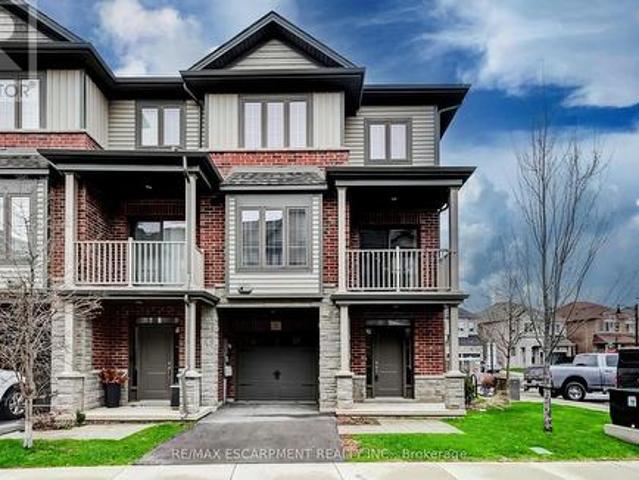 23 Ridgeside Lane W, Hamilton, ON, L8B 1W5 townhouse for sale | Listing ID X13035 | Royal LePage