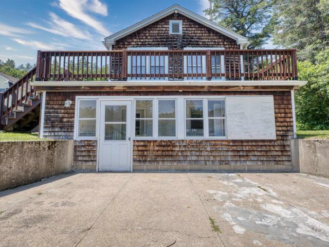 23 Riverlake Street