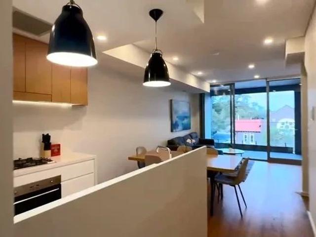 23 Rosebery Ave, Sydney