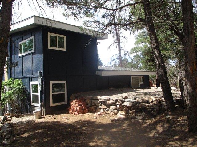 23 Skyland Blvd, Tijeras, NM 87059