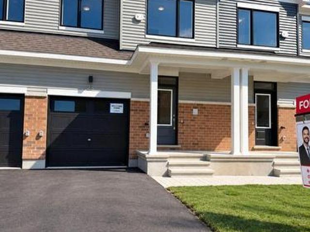 23 Sintaluta Walk, Ottawa, ON, K0A 2Z0 house for lease | Listing ID X13814 | Royal LePage