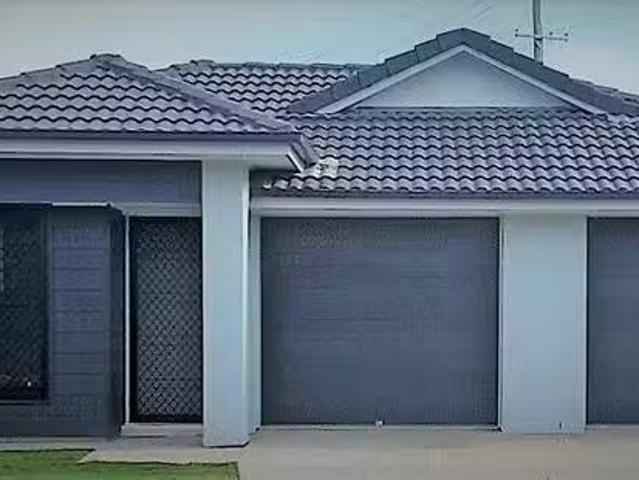 2/3 Sunrise Court, Loganlea, QLD 4131