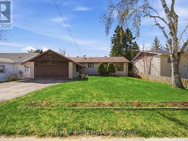 23A George Street, Orillia, ON, L3V 2V4 house for sale | Listing ID S13110 | Royal LePage