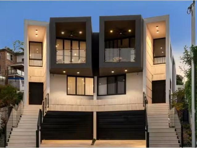 23B Allawah Avenue, Carss Park Townhouse for rent Listed by P.