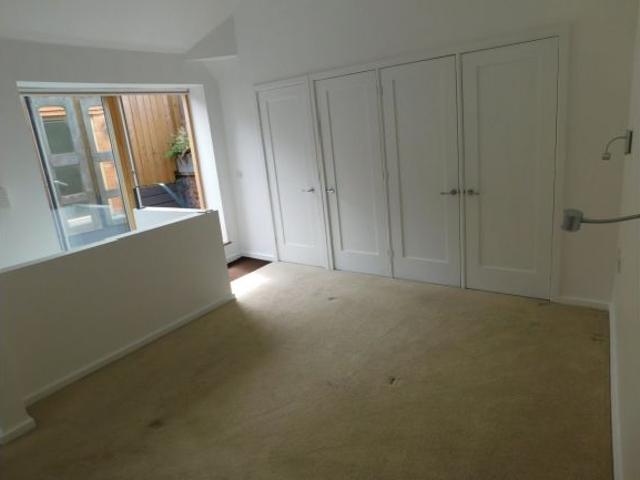 23c Swan Hill, Shrewsbury, Shropshire, SY1 1NQ