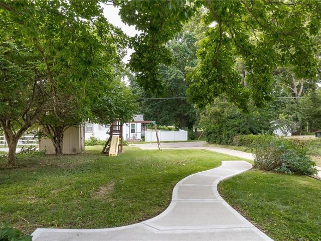 2004 Ashland Avenue