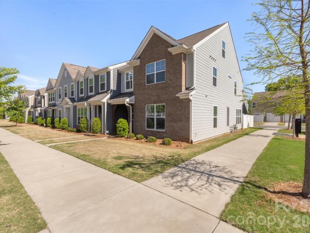 2004 Blewett Dr, Charlotte, NC 28269 | MLS #4365