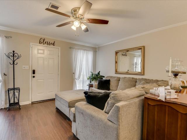 2004 Briar Court # 14