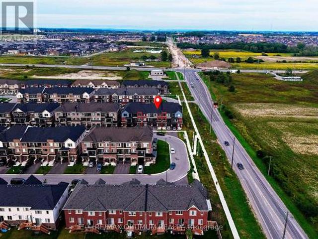 2004 Cameron Lott Crescent, Oshawa, ON, L1L 0S1 house for sale | Listing ID E13823 | Royal LePage