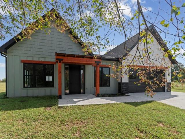 2004 Country Club Drive