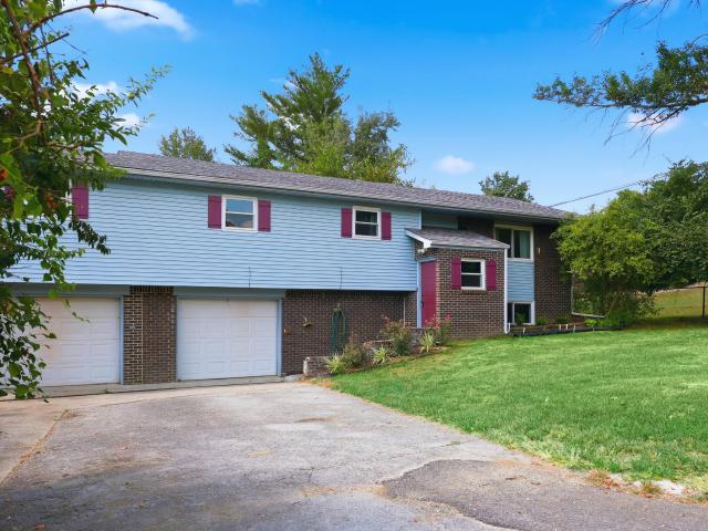 2004 Rockwood Drive