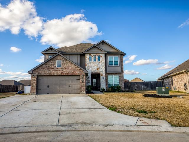 2004 Vineyard Pass, Brenham, TX 77833 | MLS #62053