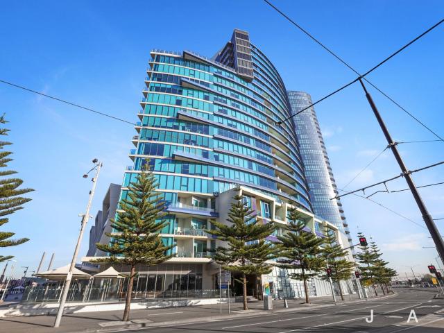 2005/2 Newquay Promenade, Docklands | Jas Stephens