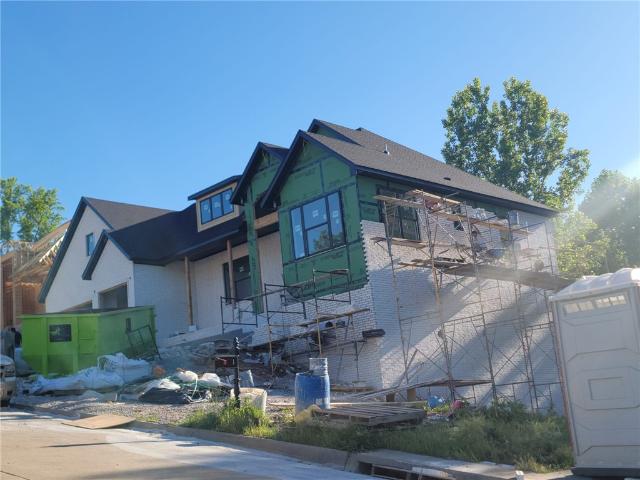 2005 NE Chaucer Street