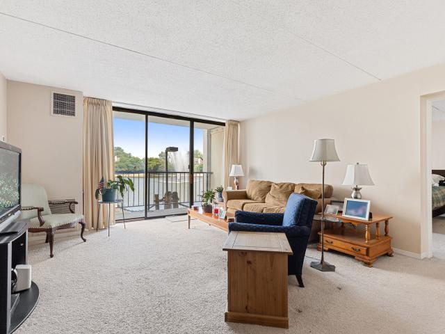 2005 S Finley Road # 103