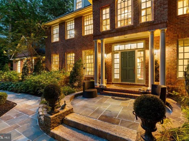2005 Saint Stephens Woods Drive