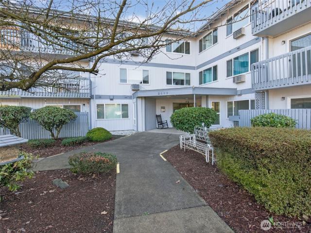 2005 tibbetts drive # 313