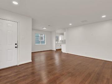 2005 49Th Street