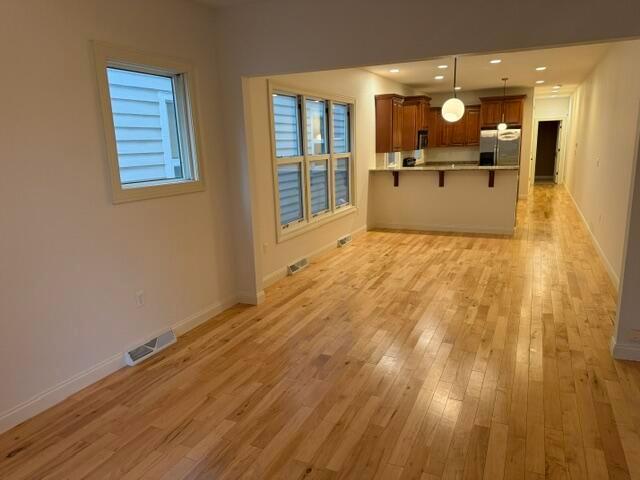 2006 N Buffum St