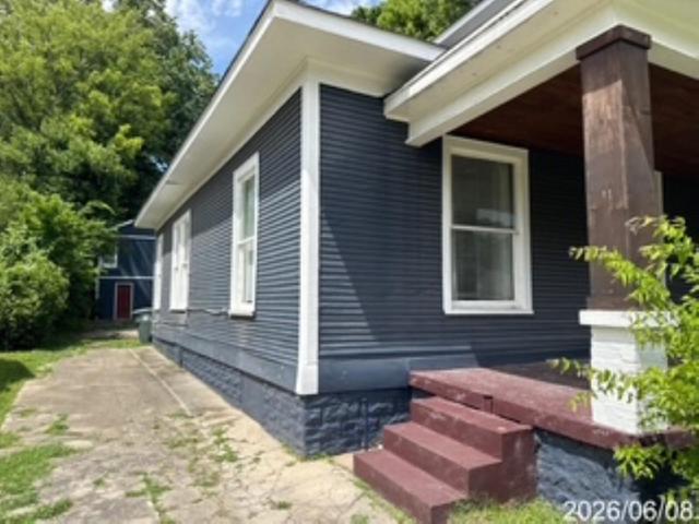 2006 felix ave