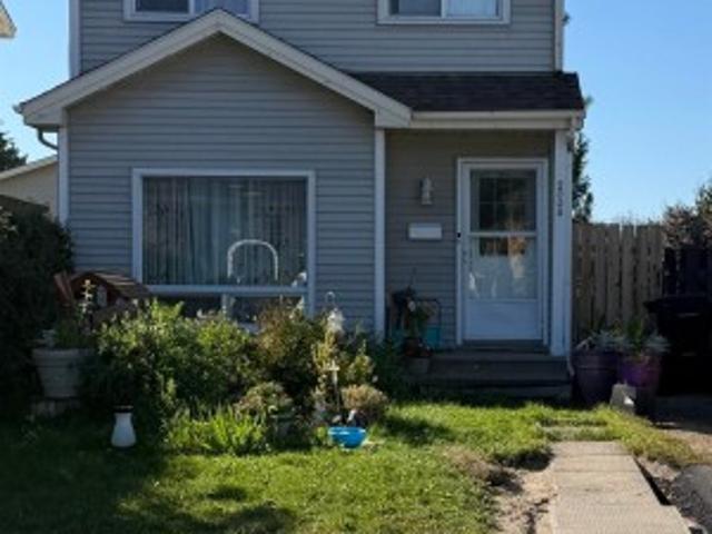 2008 53 Street Nw, Edmonton, AB, T6L 5G4 house for sale | Listing ID E4509 | Royal LePage