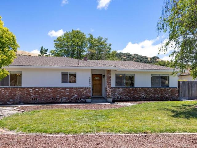 20091 Portola Drive