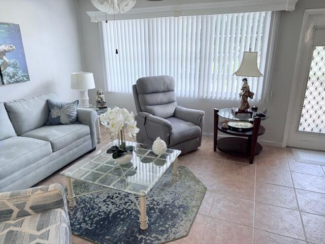 2009 Cambridge A, Deerfield Beach, FL 33442 | MLS #R11152