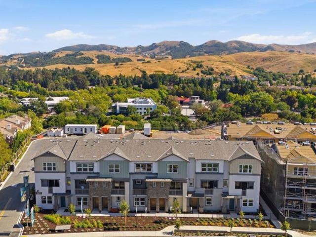 2009 Cascade Way