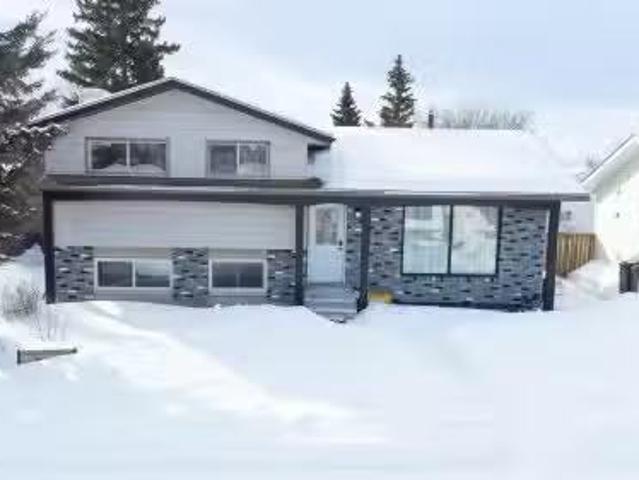 2009 4 Avenue, Cold Lake, AB, T9M 1E1 house for sale Listin.