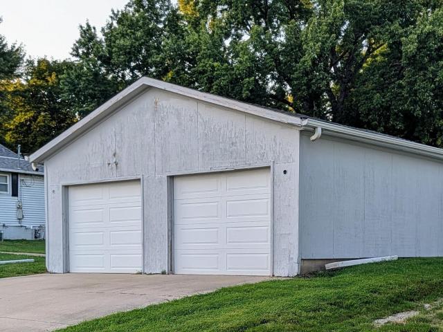 2000 Main Street