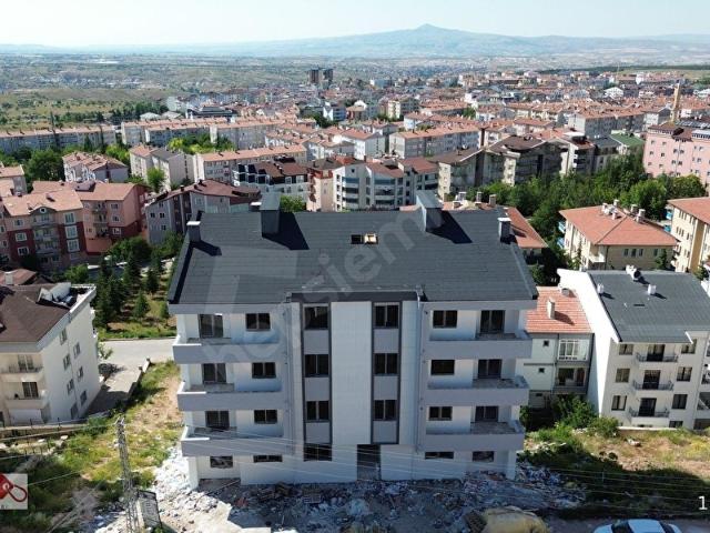 2000 EVLER MAH.DE ÜNİVERSİTEYE YAKIN İNŞAATTAN SATILIK 2+1 DAİRE