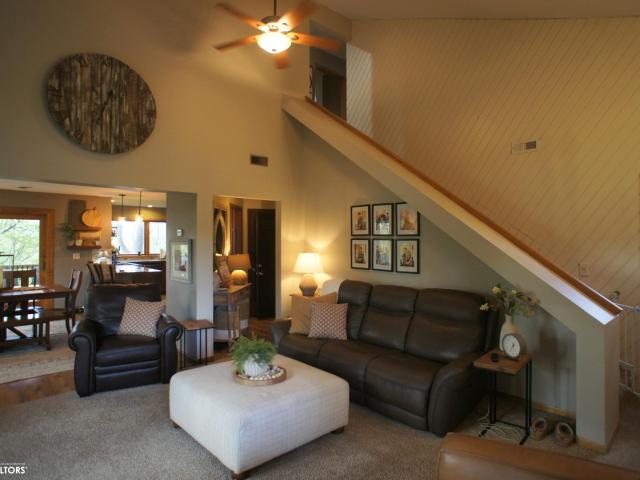 2000 Edgewood Drive