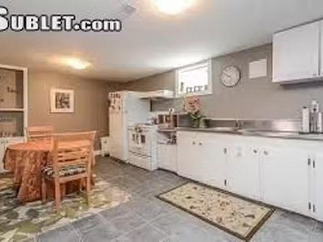 2000 House in Pickering