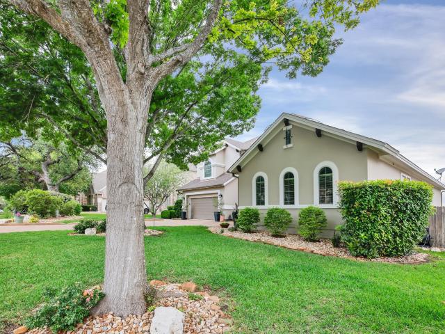 2000 Rio Mesa Dr, Austin, TX 78732 | MLS #1740
