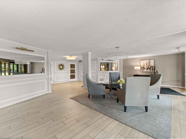 2000 Saint Regis Drive # 7D