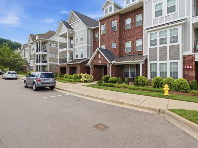 2000 Shadow Green Drive # 102